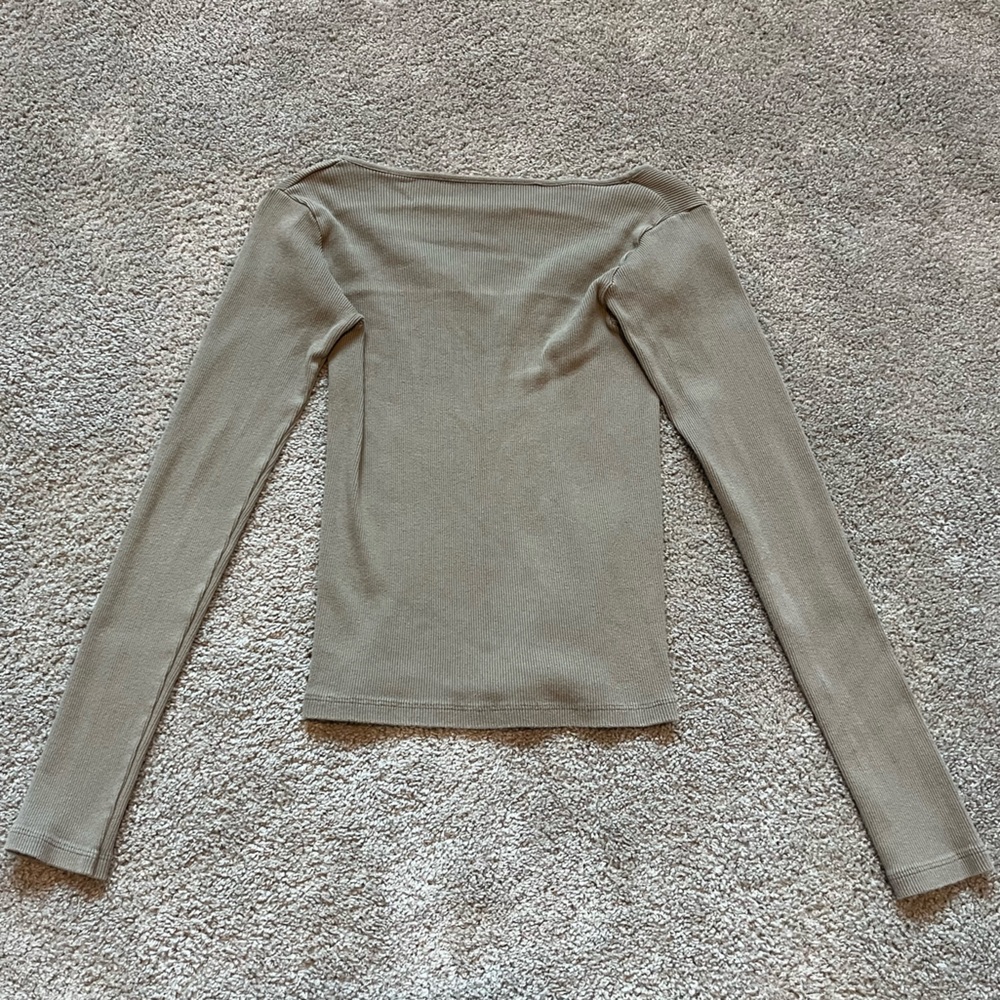 John Gult/Brandy Melville - Picture 2 of 2